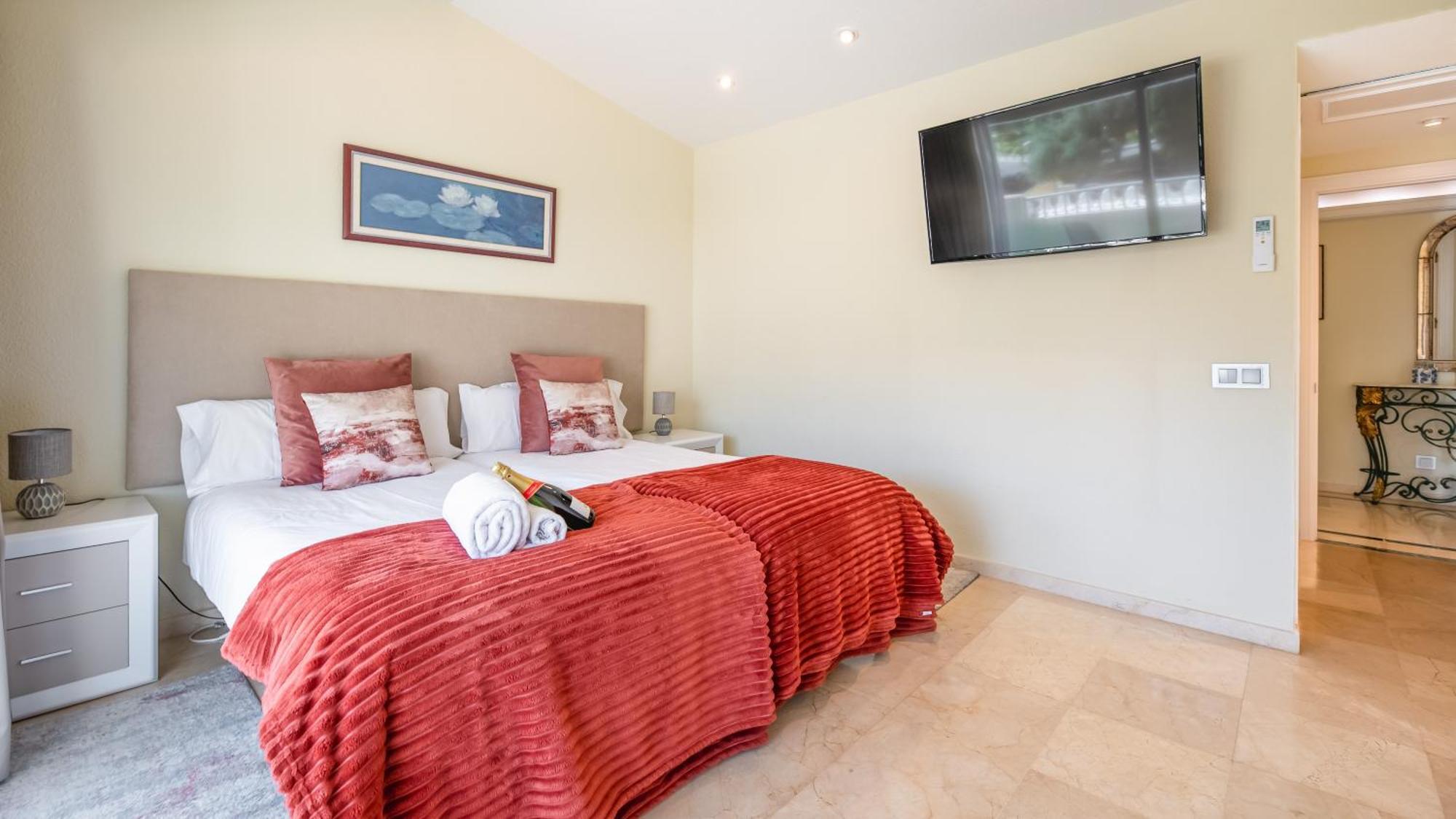 Penthouse Boutique Suite Marbella Exterior photo