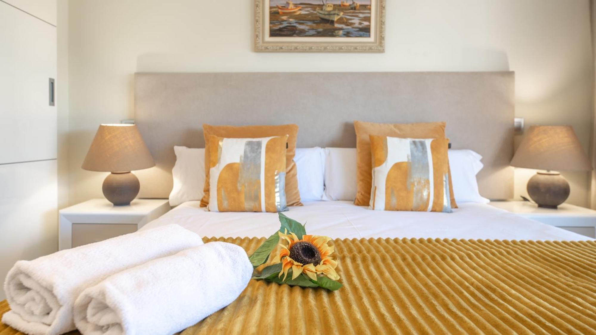 Penthouse Boutique Suite Marbella Exterior photo